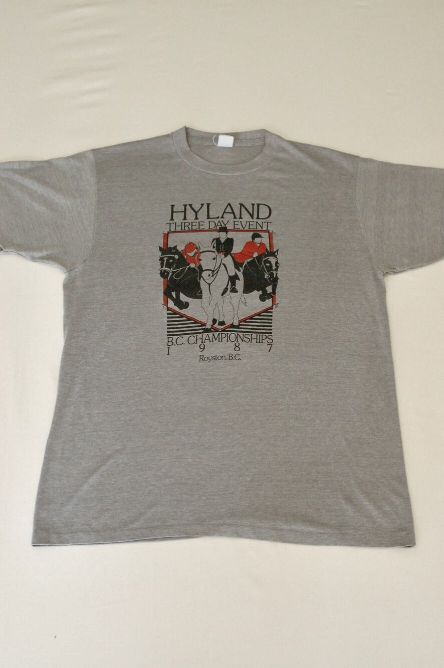 Vintage 1987 Horse T Shirt Single Stitch Equestrian Graphic Grey M